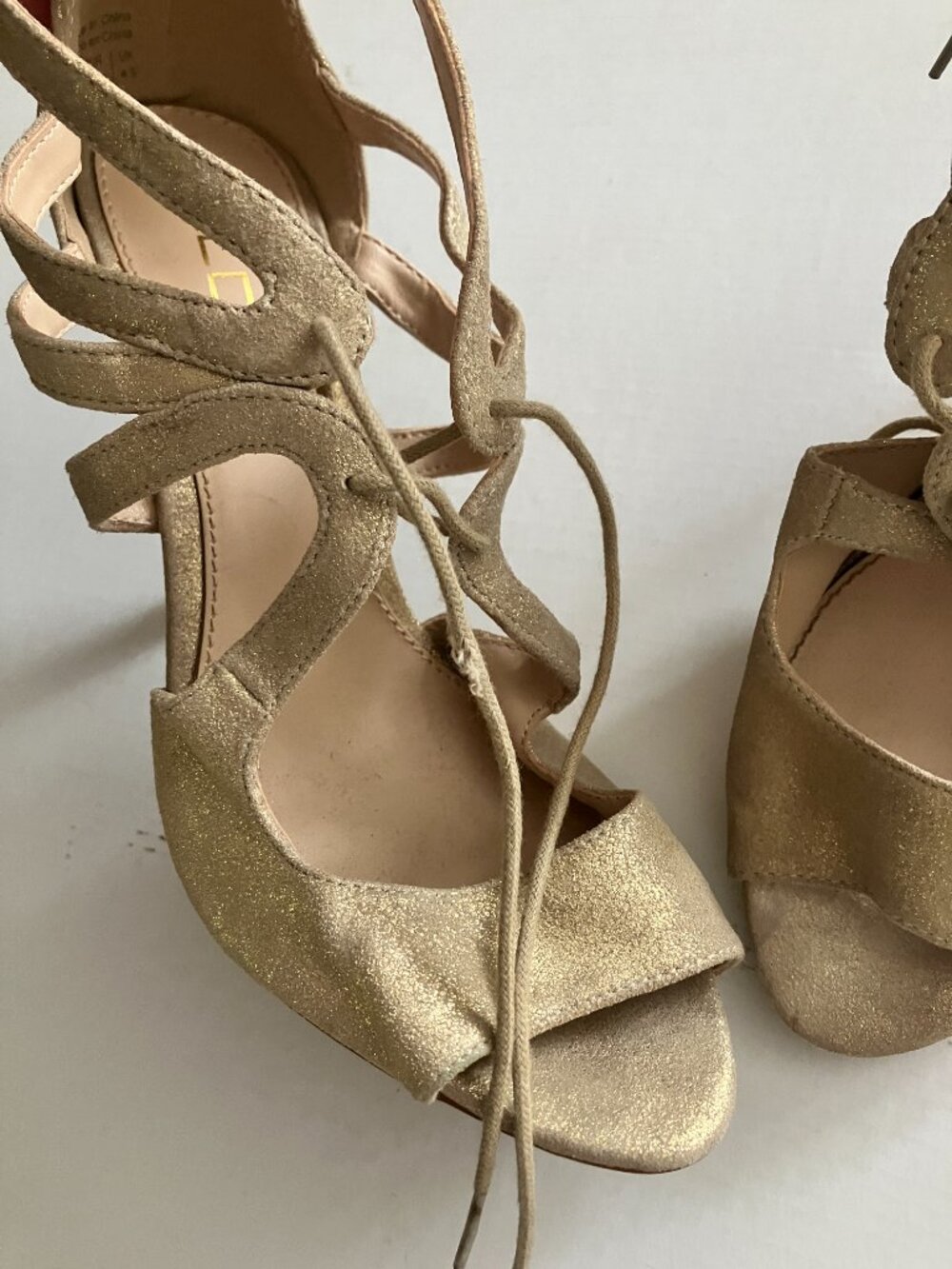 Firm Aldo Lace Up Open Stilettos Size 7 Gold Leather Upper - Picture 2 of 9